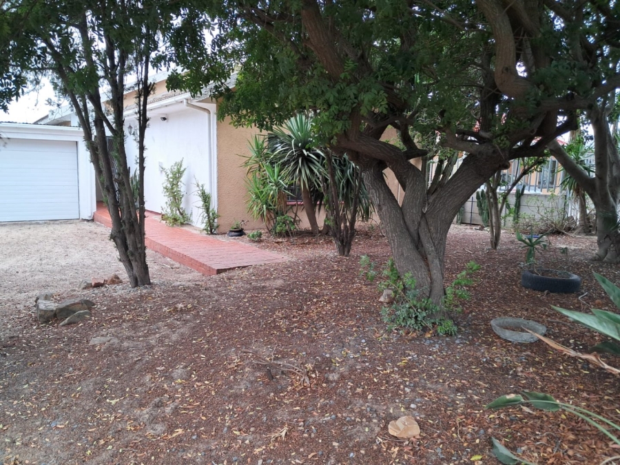 3 Bedroom Property for Sale in Bernadino Heights Western Cape